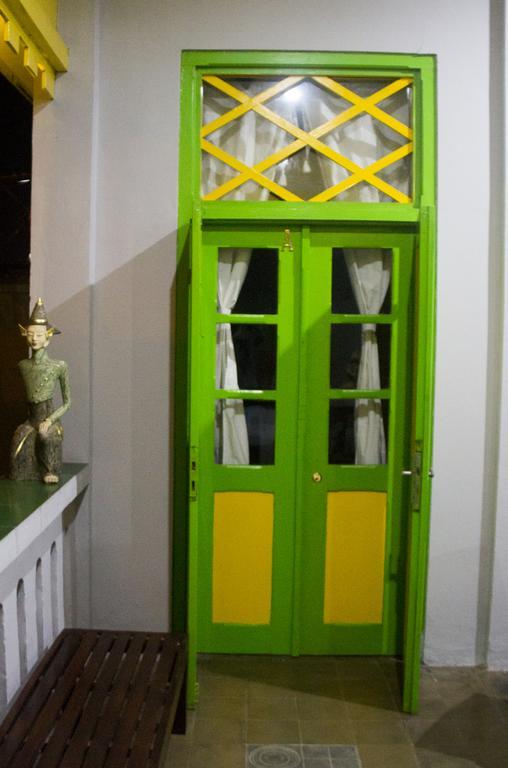 Jasmine Heritage Homestay Yogyakarta Esterno foto