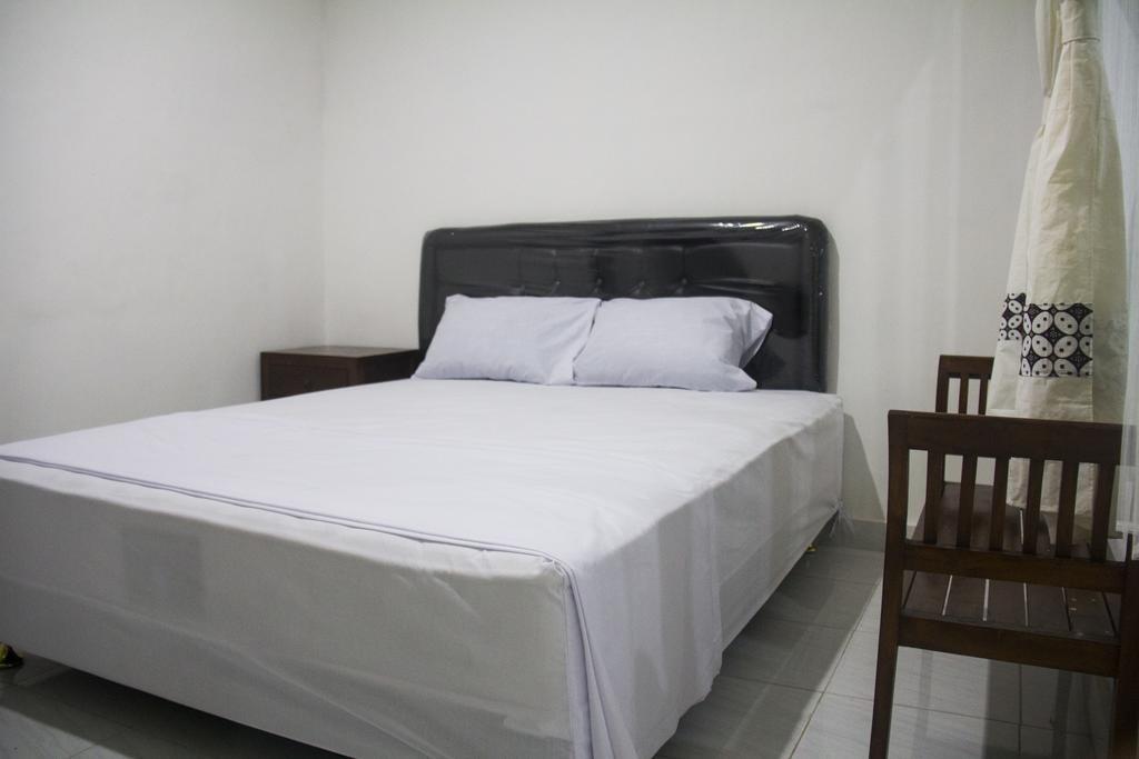 Jasmine Heritage Homestay Yogyakarta Esterno foto